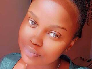 Chat vidéo érotique Sexylovee01