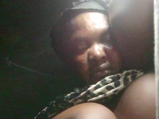Chat vidéo érotique Sexymilly1