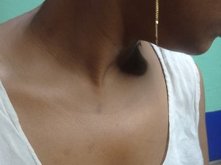 Chat vidéo érotique SexySoumi