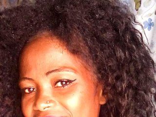 Chat vidéo érotique Sexywife1
