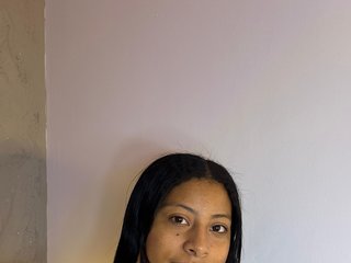 Chat vidéo érotique Shaira-mml