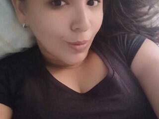 Chat vidéo érotique shairamelody