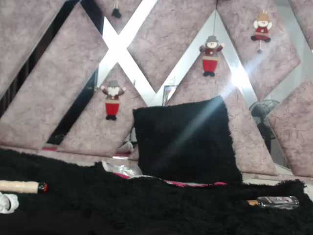 Captures d'écran de diffusion ShantalWhite