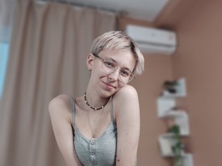 Chat vidéo érotique SharliRose