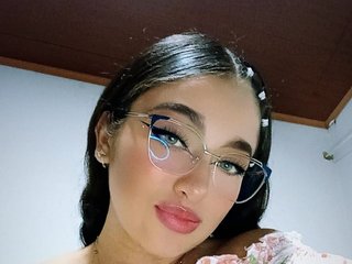 Chat vidéo érotique Sharlot-Daft