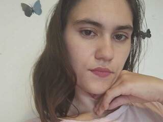 Chat vidéo érotique Sharon-02