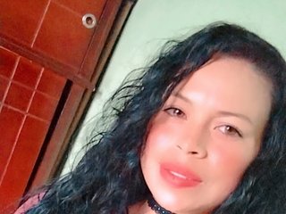 Chat vidéo érotique Sharyd