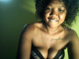 Chat vidéo érotique Sheilkahsexy