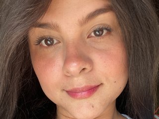 Chat vidéo érotique Shirleya