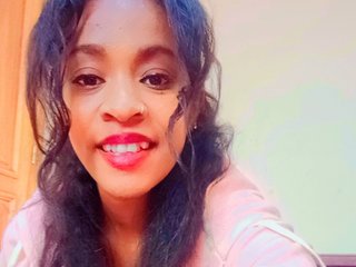 Chat vidéo érotique silviaLaBombe