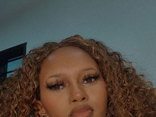 Chat vidéo érotique SlutyMuse