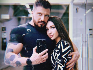 Chat vidéo érotique SnakeandTina