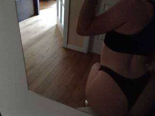 Chat vidéo érotique LovvyKwin