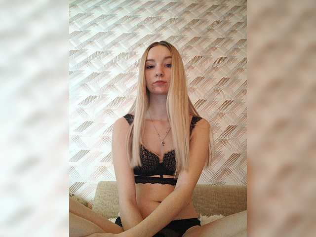 Photos sofia06030 My name is Sofia and i am new girl here , lets play with , dont forget to subscribe and put love)♥️ Saving up for Lovense)