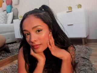 Chat vidéo érotique SofiaBrown