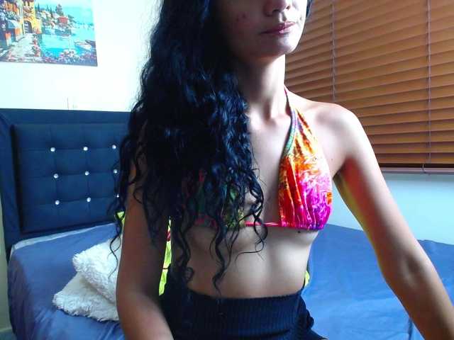 Photos SofiaFranco Guys i need to squirt help me please!!!squirt at goalpvt on @remain 555