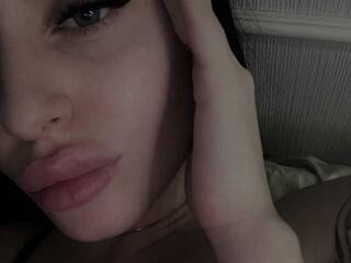 Chat vidéo érotique Sofy-s