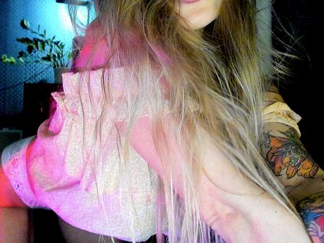 Captures d'écran de diffusion Sonya-Mo