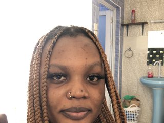 Chat vidéo érotique SpicyNessa