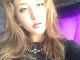 Chat vidéo érotique Ssaraa