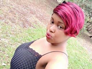 Chat vidéo érotique Stacymuthoni