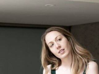 Chat vidéo érotique StephanieGrey