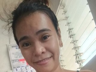 Chat vidéo érotique SubmissiveHoneyJean