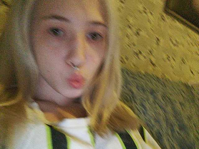 Captures d'écran de diffusion _kissaaa_