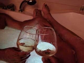 Chat vidéo érotique susliksa