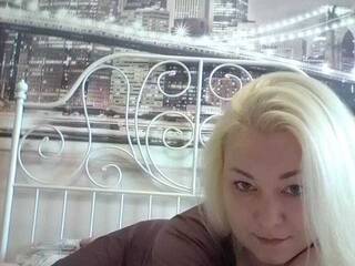 Chat vidéo érotique SvetlayBelochka