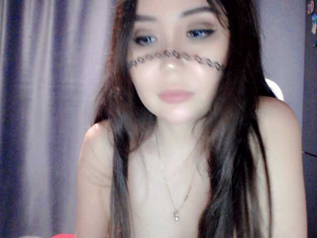 Photos sweet-ariii Hi guys im new here!Lovense working from 2 tks My ​favorite ​tips ​11,​16,​25.​44,​50,​55,​111,​222 .I will open the camera for 80 tokens 2-14 --- 3 seconds Low vibration, 15-99-10 sections high, 100-499 --- 20 S high, 500-999 --- Ultra High,