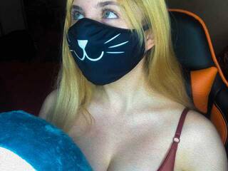 Chat vidéo érotique Sweet-Loli