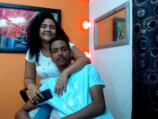 Chat vidéo érotique SweetCoupleX