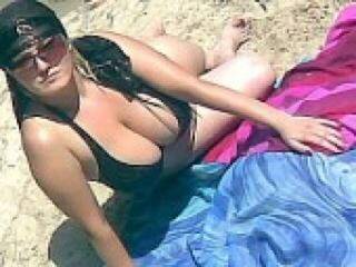 Chat vidéo érotique sweethelen