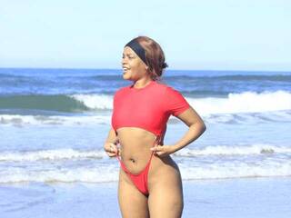 Chat vidéo érotique SweethhoneyBunny