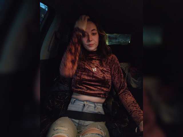 Photos Sweetrubyrose Hi im ruby! Its my first day im super nervous. Suppiry me by tipping and i Will flash 500 we have 13 and 487 until goal. Vibrate me my lush is in!