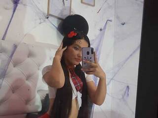 Chat vidéo érotique TamaraRosy