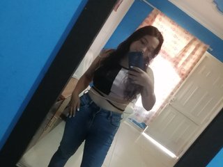 Chat vidéo érotique TamyHoney