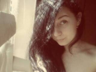 Chat vidéo érotique tanika22