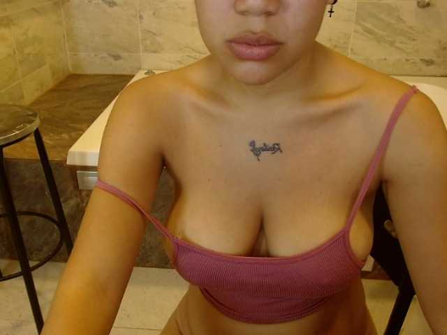 Captures d'écran de diffusion tasnim-sofia