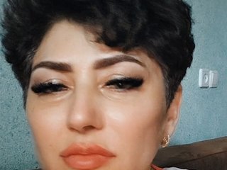 Chat vidéo érotique Tasnya068