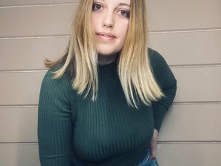 Chat vidéo érotique TayaMeow