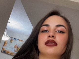 Chat vidéo érotique Yazziee