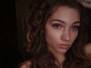 Chat vidéo érotique ThissCasey