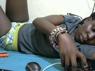 Chat vidéo érotique Tightpussie1