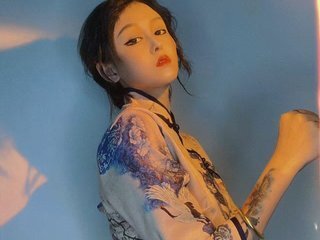 Chat vidéo érotique tinaya1122