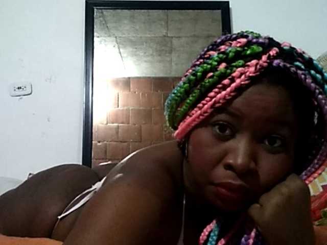 Captures d'écran de diffusion TyraBlack