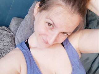 Chat vidéo érotique TyraHash