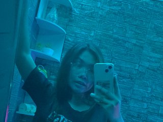 Chat vidéo érotique Urhotpinayxoxo