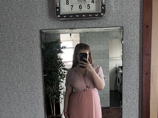 Chat vidéo érotique Ustinya